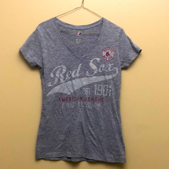 Majestic Red Sox V-Neck Gray T-shirt - Picture 1 of 5